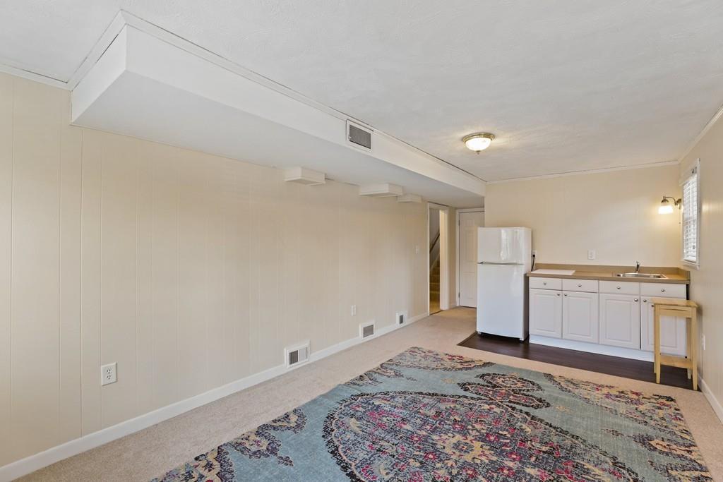 18 Robin Hill Road Holliston, MA 01746 - Photo 28 of 38 Gallery Image 28