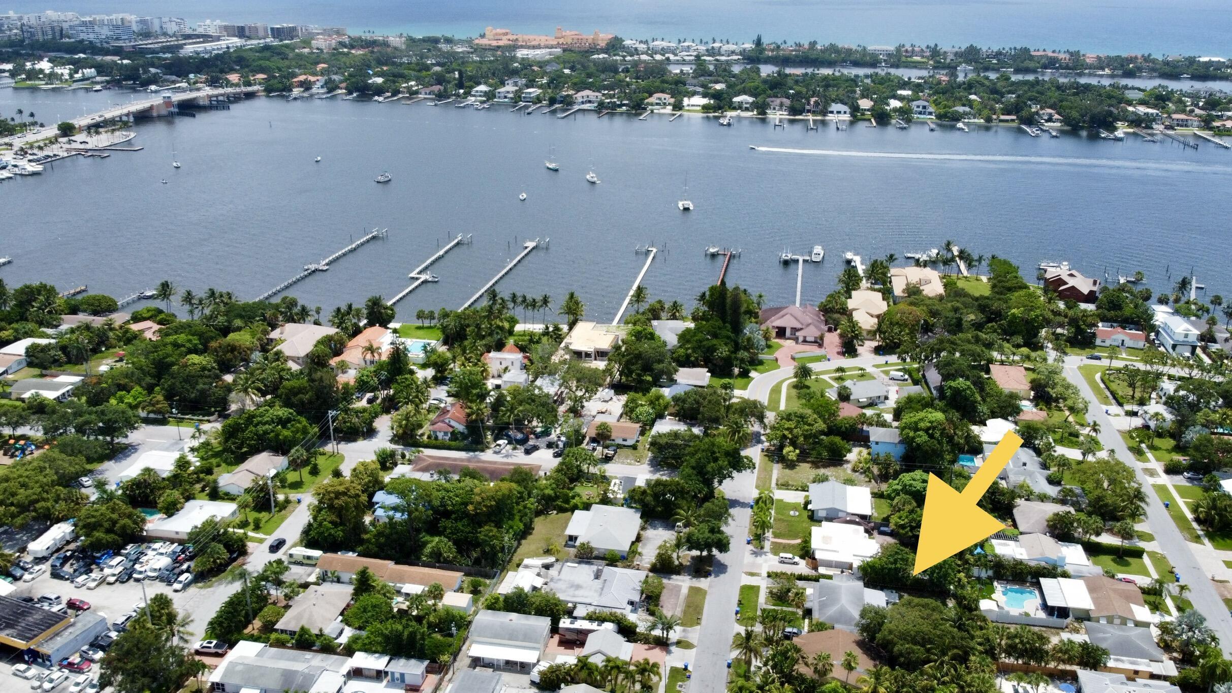 124 Mayfield Road Lantana, FL 33462 - Photo 1 of 27 DD0C70C4-A974-44F3-B44F-7D33C953EDA1