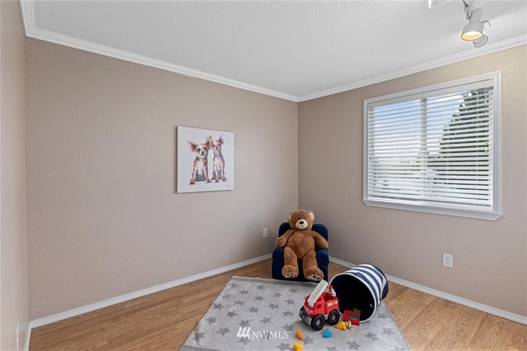 18103 22nd Drive Southeast Bothell, WA 98012 - Photo 12 of 32