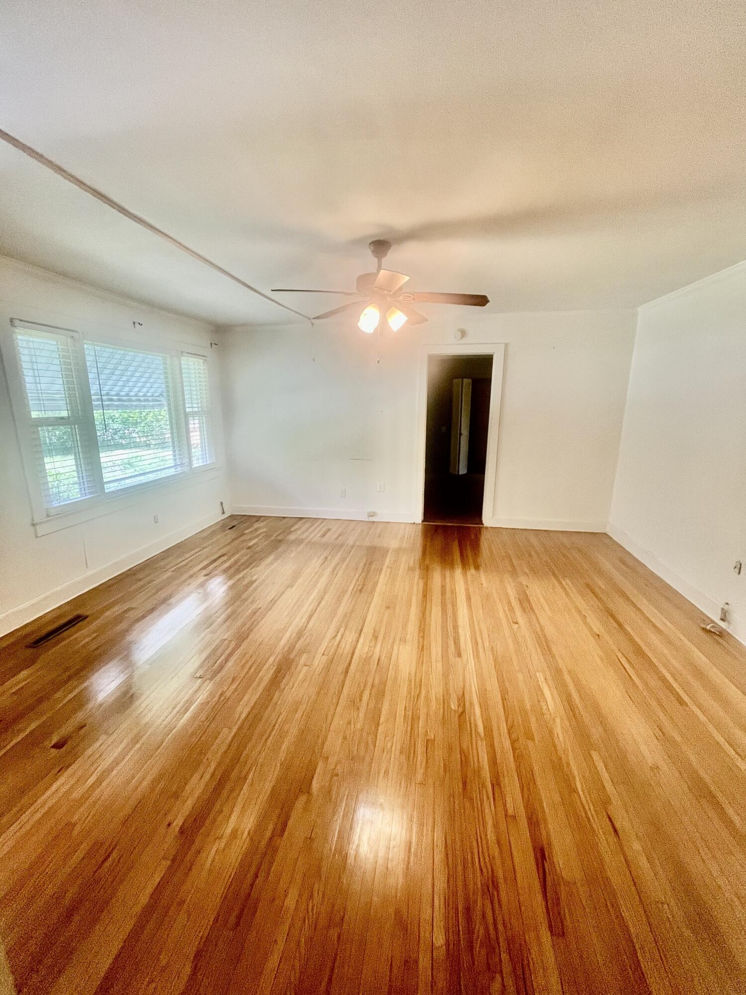 210 Orange Street Walterboro, SC 29488 - Photo 10 of 25