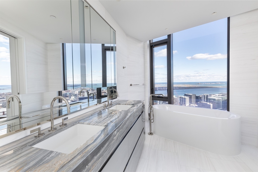 682 Atlantic Avenue, Unit 4210A Boston, MA 02111 - Photo 15 of 42