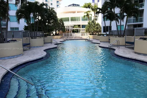 $275,000 | 253 Northeast 2nd Street, Unit 220, Miami, FL 33132