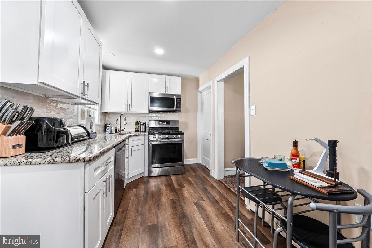 341 Blanchard Road Drexel Hill, PA 19026 - Photo 12 of 30