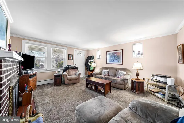 $249,900 | 341 Blanchard Road, Drexel Hill, PA 19026