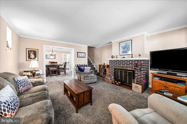 $249,900 | 341 Blanchard Road, Drexel Hill, PA 19026