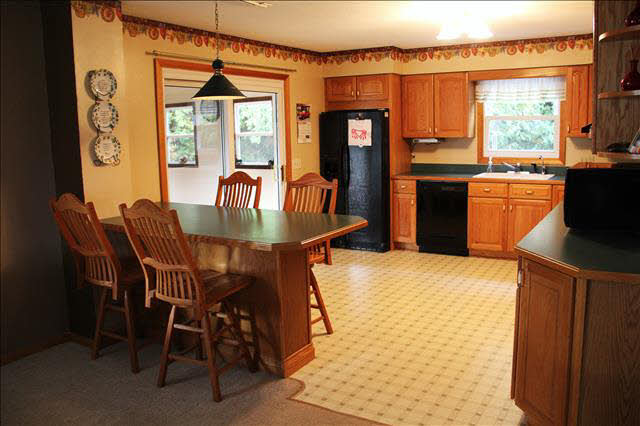 1707 Rauch Road Temperance, MI 48182 - Photo 5 of 20 ktichen
