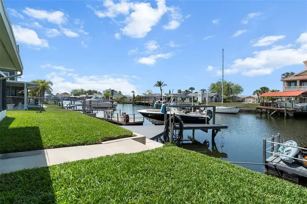 $479,900 | 15627 Donzi Drive, Hudson, FL 34667