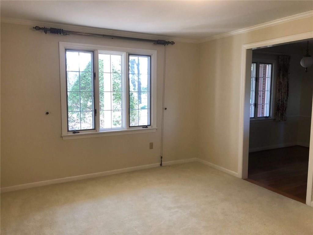 36 Churchill Road Pittsburgh, PA 15235 - Photo 14 of 25 Dining Room