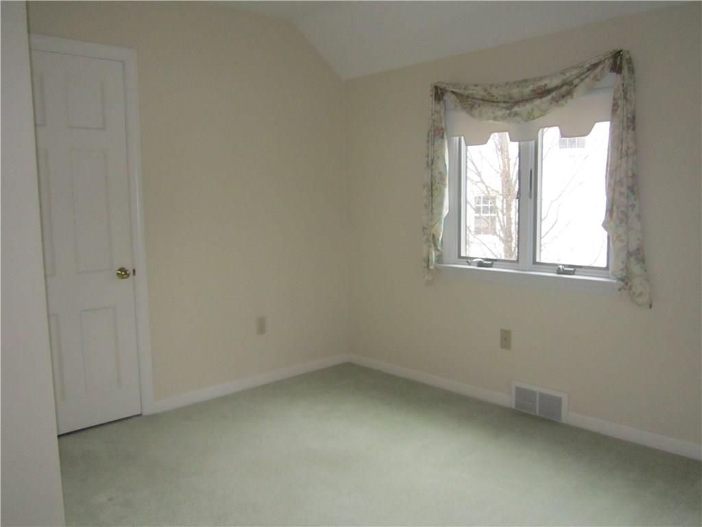 36 Churchill Road Pittsburgh, PA 15235 - Photo 19 of 25 Bedroom 4
