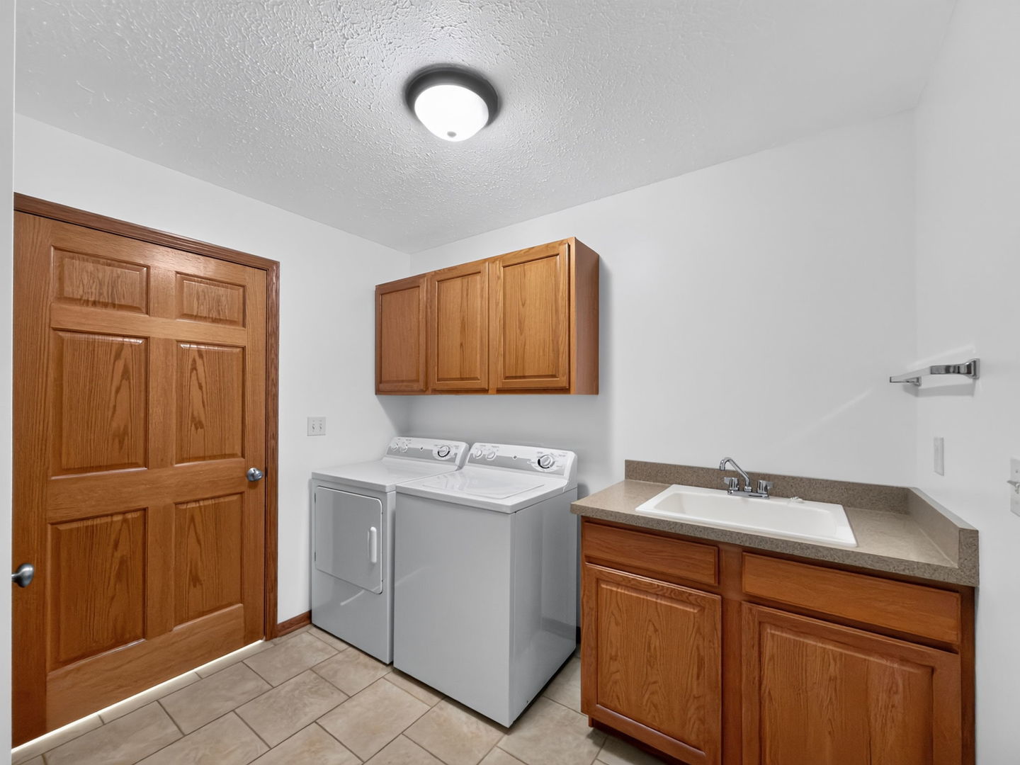 533 Brant Circle, Unit 533 DeKalb, IL 60115 - Photo 11 of 27