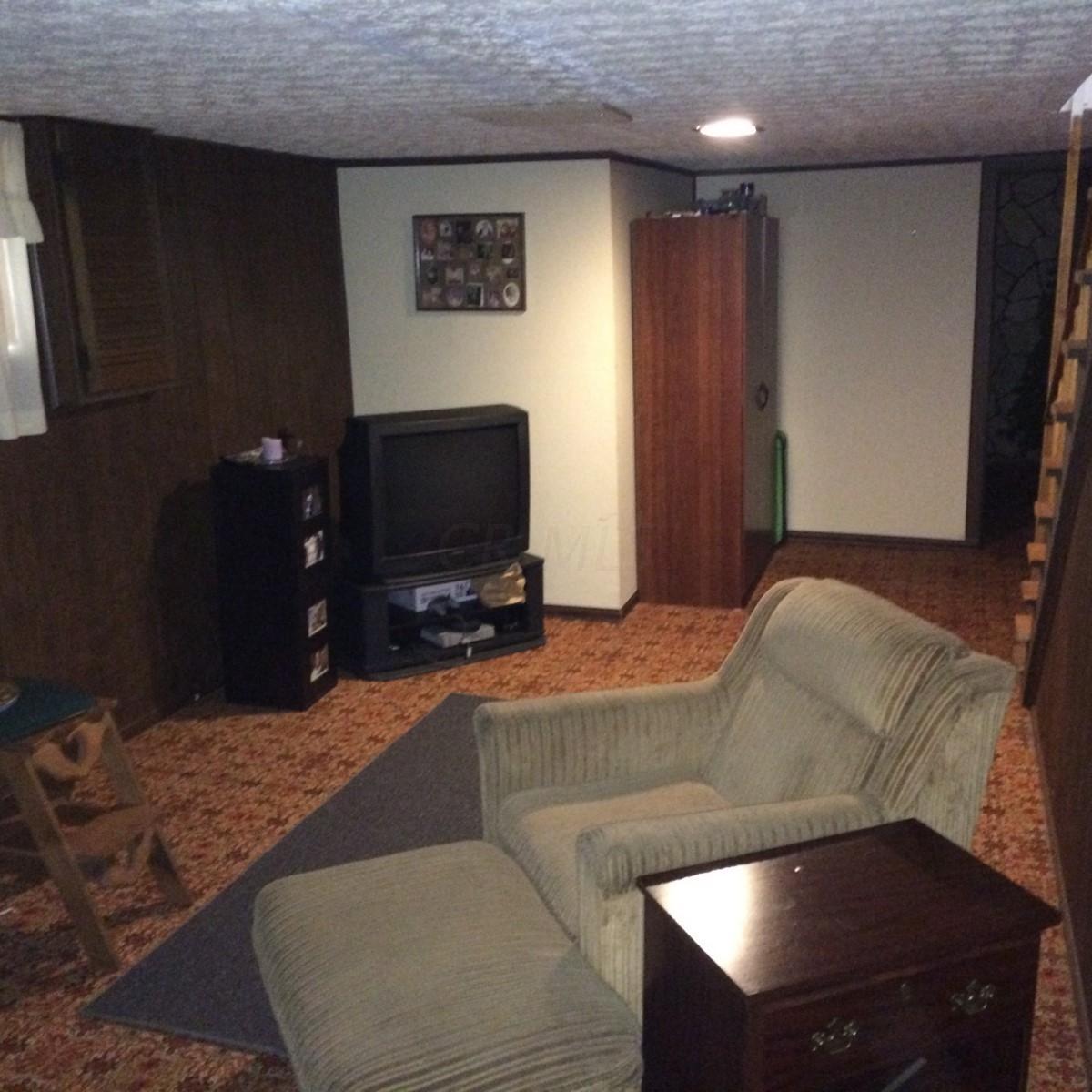 2170 Ferris Road Columbus, OH 43224 - Photo 15 of 20