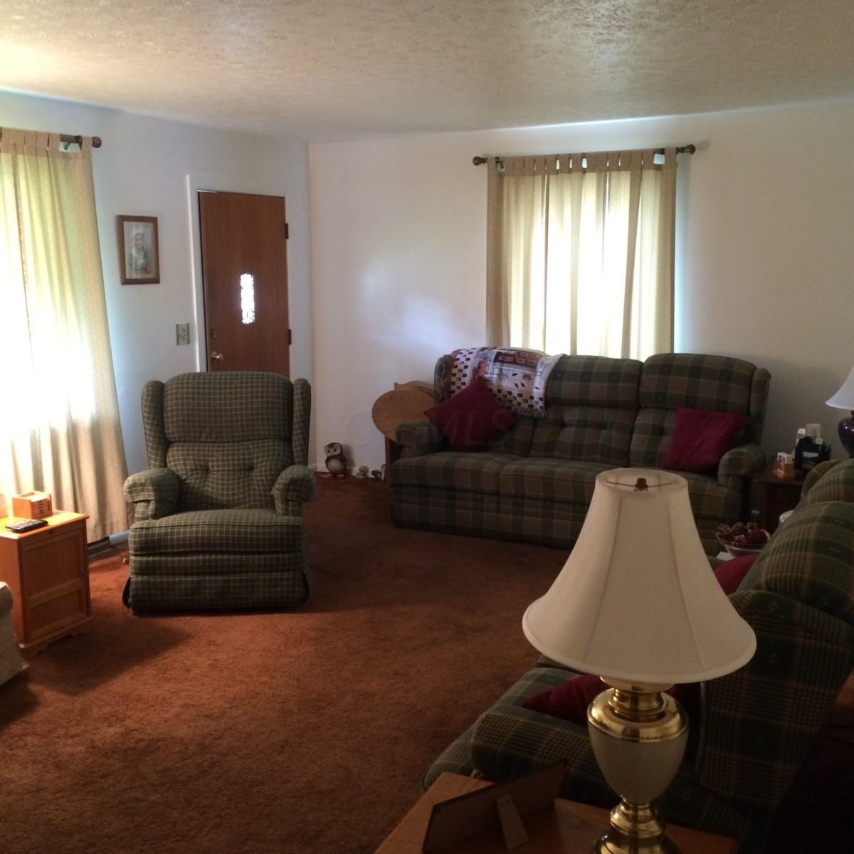 2170 Ferris Road Columbus, OH 43224 - Photo 5 of 20