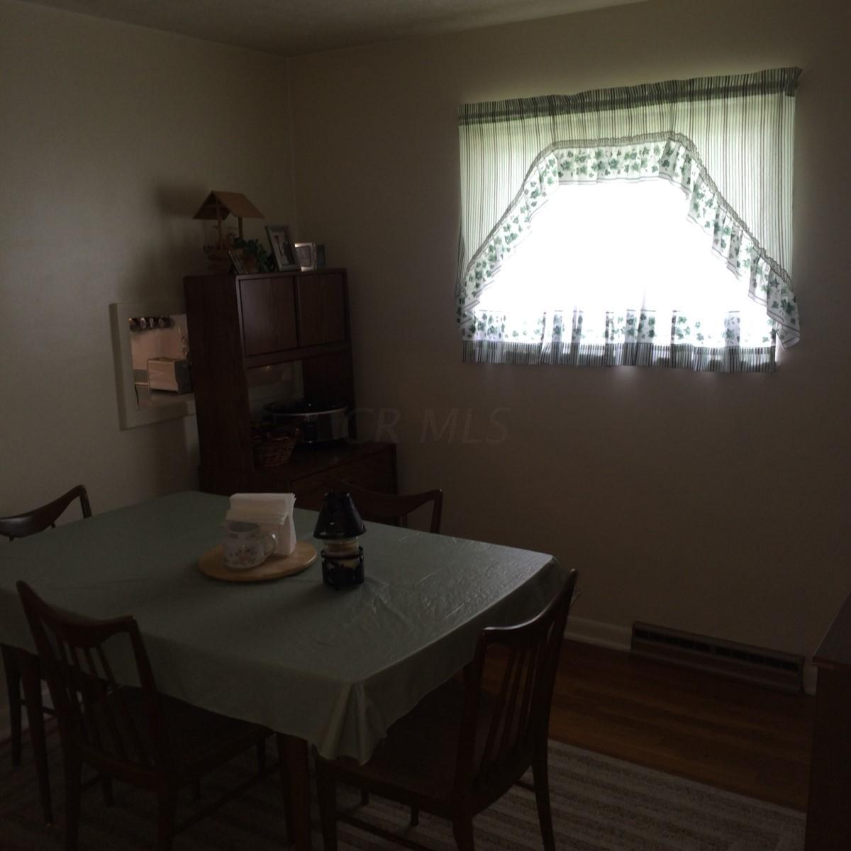 2170 Ferris Road Columbus, OH 43224 - Photo 6 of 20