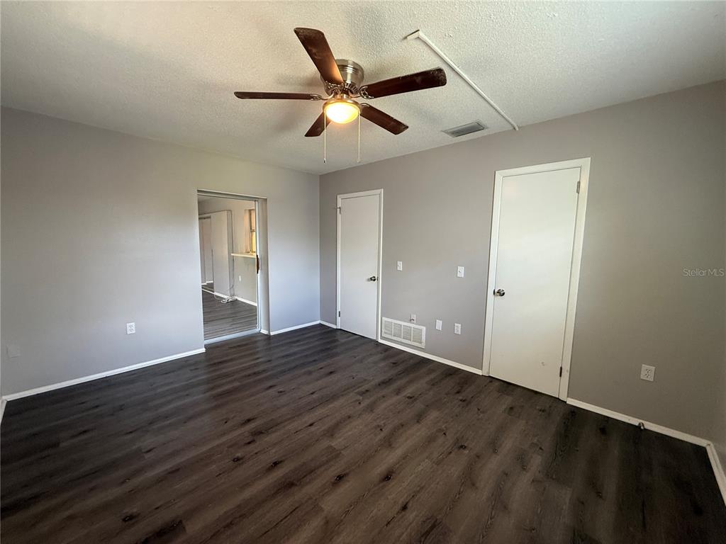 364 Briarwood Road Venice, FL 34293 - Photo 12 of 20