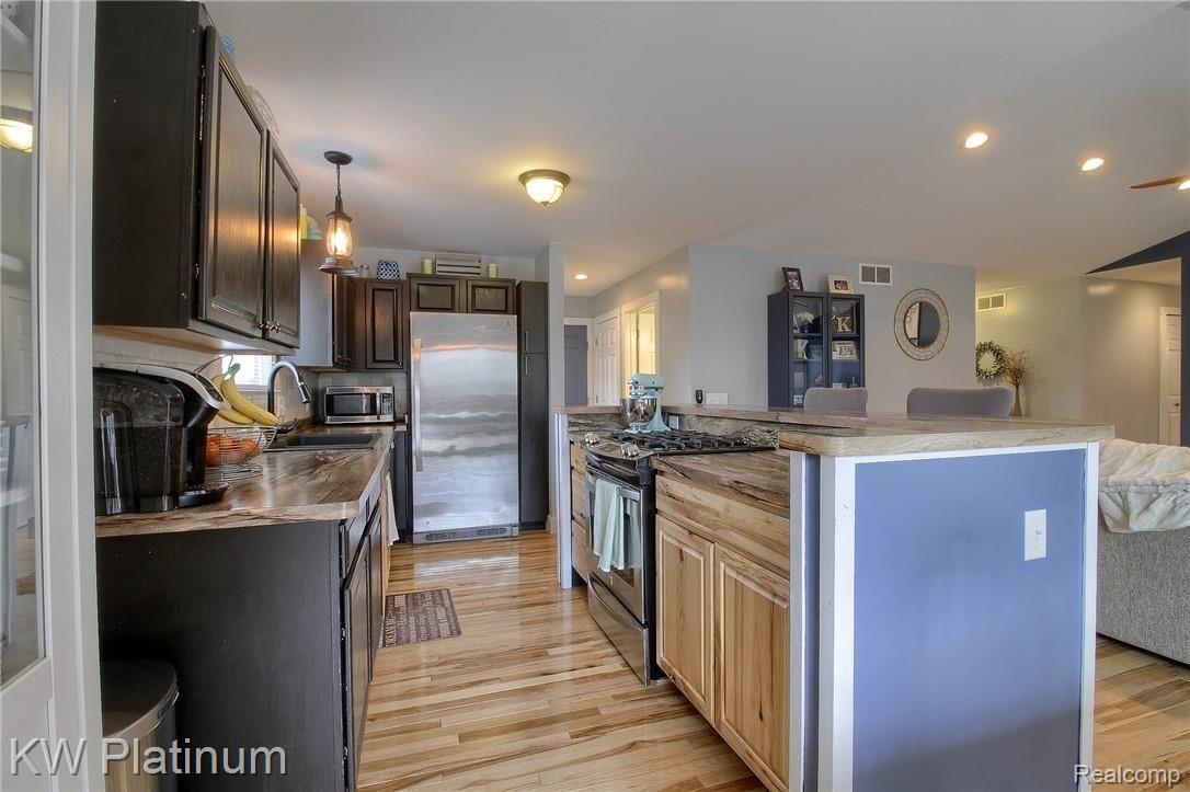8445 Jordan Road Fair Haven, MI 48023 - Photo 9 of 27 9-Kitchen 2nd View.jpg