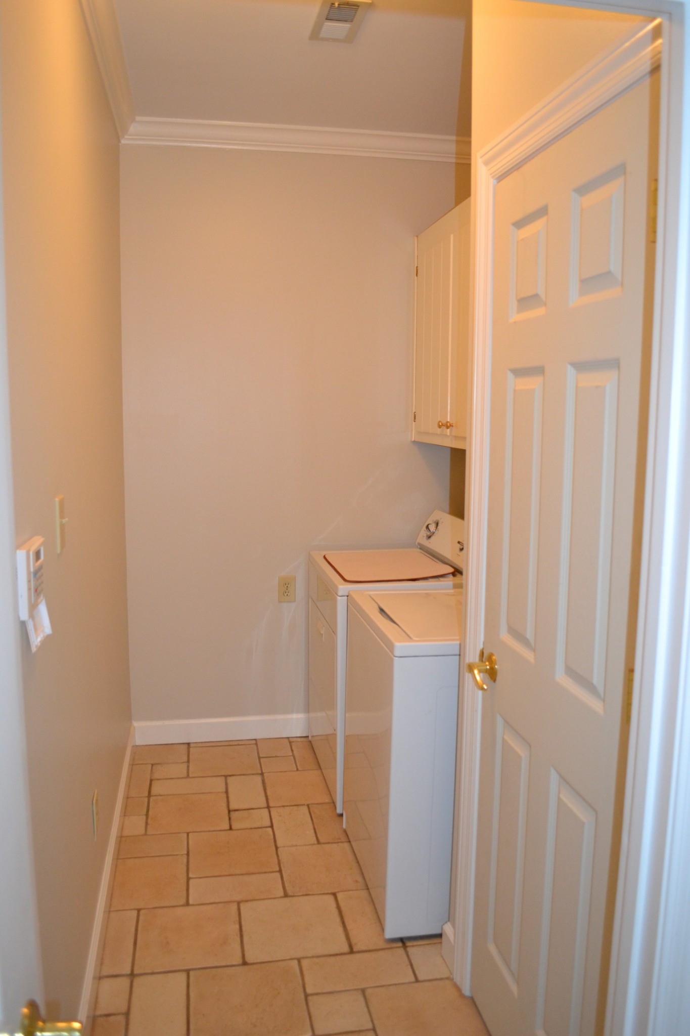 340 Shady Grove Road Flintville, TN 37335 - Photo 20 of 34 a bathroom with a granite countertop sink and a mirror