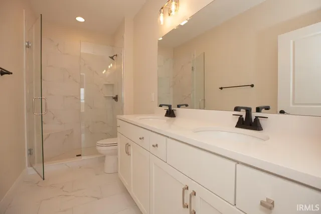 $2,700 | 3042 White Oak Trail, Newburgh, IN 47630