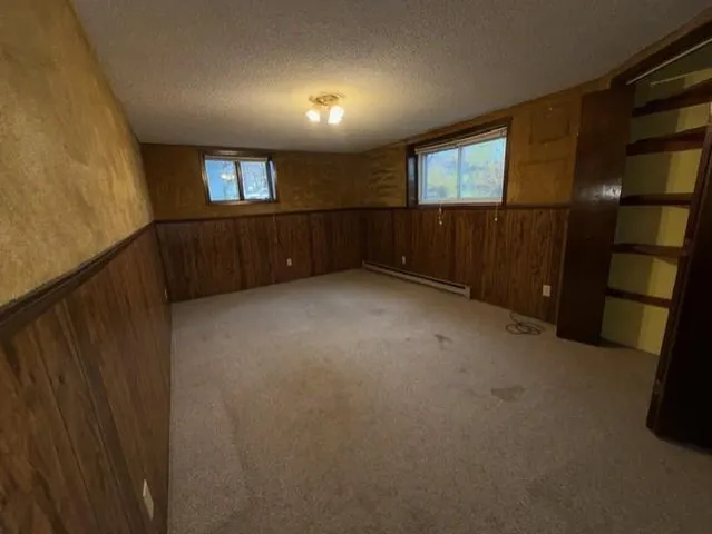 $219,900 | 607 West 4th Street, Litchfield, MN 55355