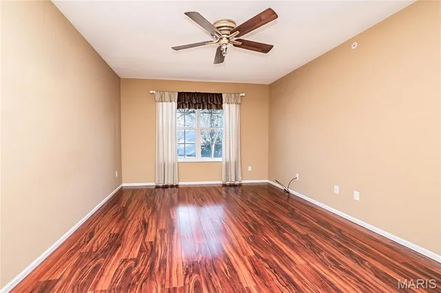 $185,000 | 1233 Woodland Point Drive, Unit H, St. Louis, MO 63146