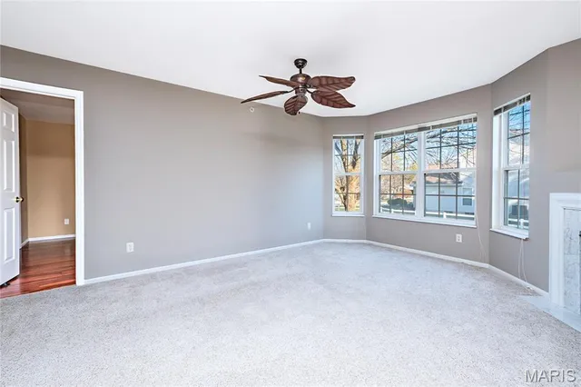 $185,000 | 1233 Woodland Point Drive, Unit H, St. Louis, MO 63146