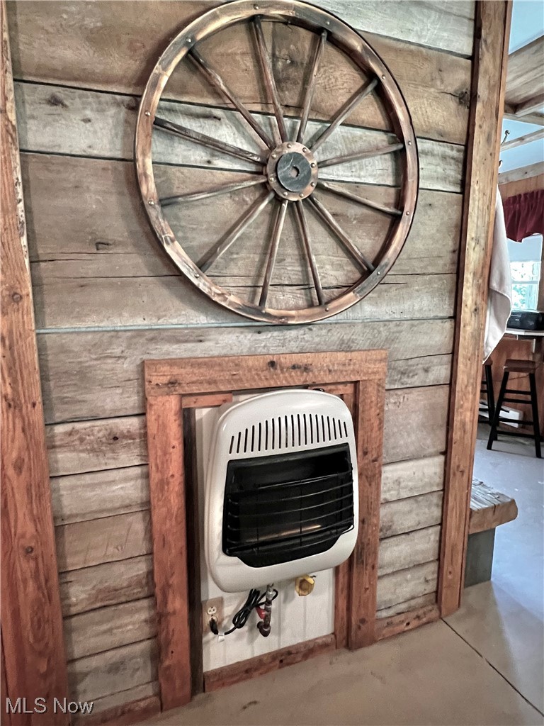 819 Midvale Mine Road Southeast Dennison, OH 44621 - Photo 21 of 35 propane heater
