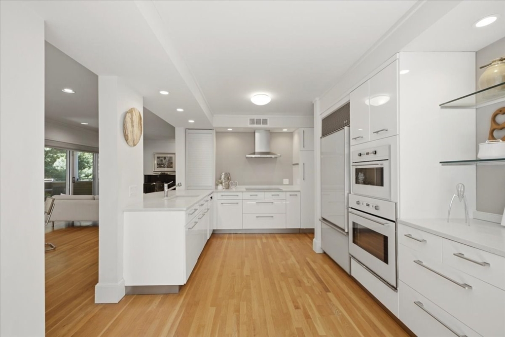 206 Allandale Road, Unit 1B Boston, MA 02467 - Photo 12 of 33