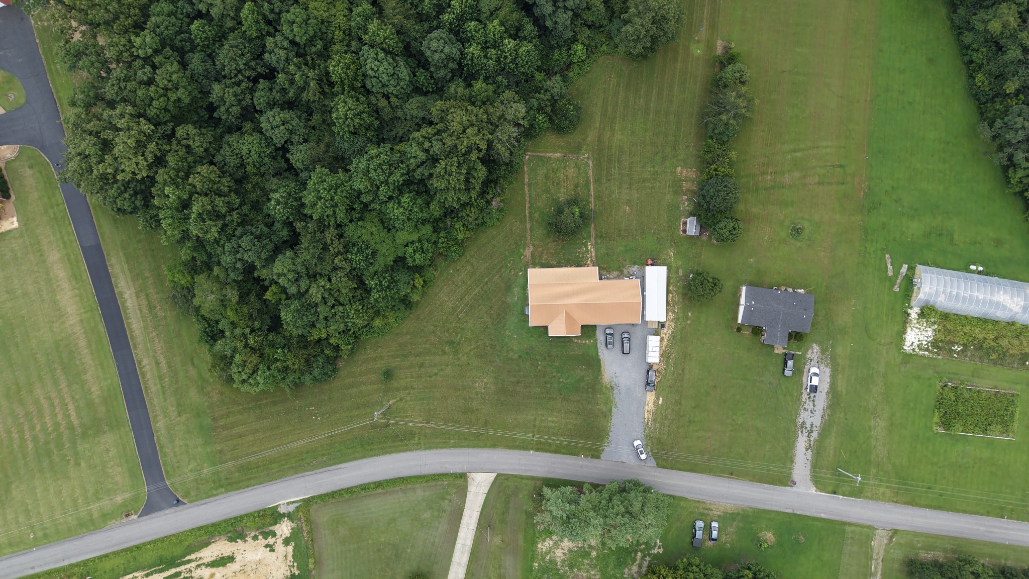 4423 Highland Road Lafayette, TN 37083 - Photo 18 of 32