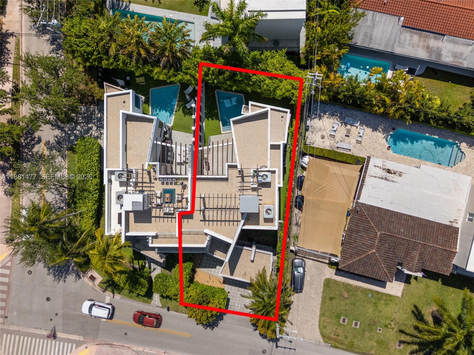 544 Fernwood Road, Unit 544 Key Biscayne, FL 33149 - Photo 35 of 35 an outdoor space with patio