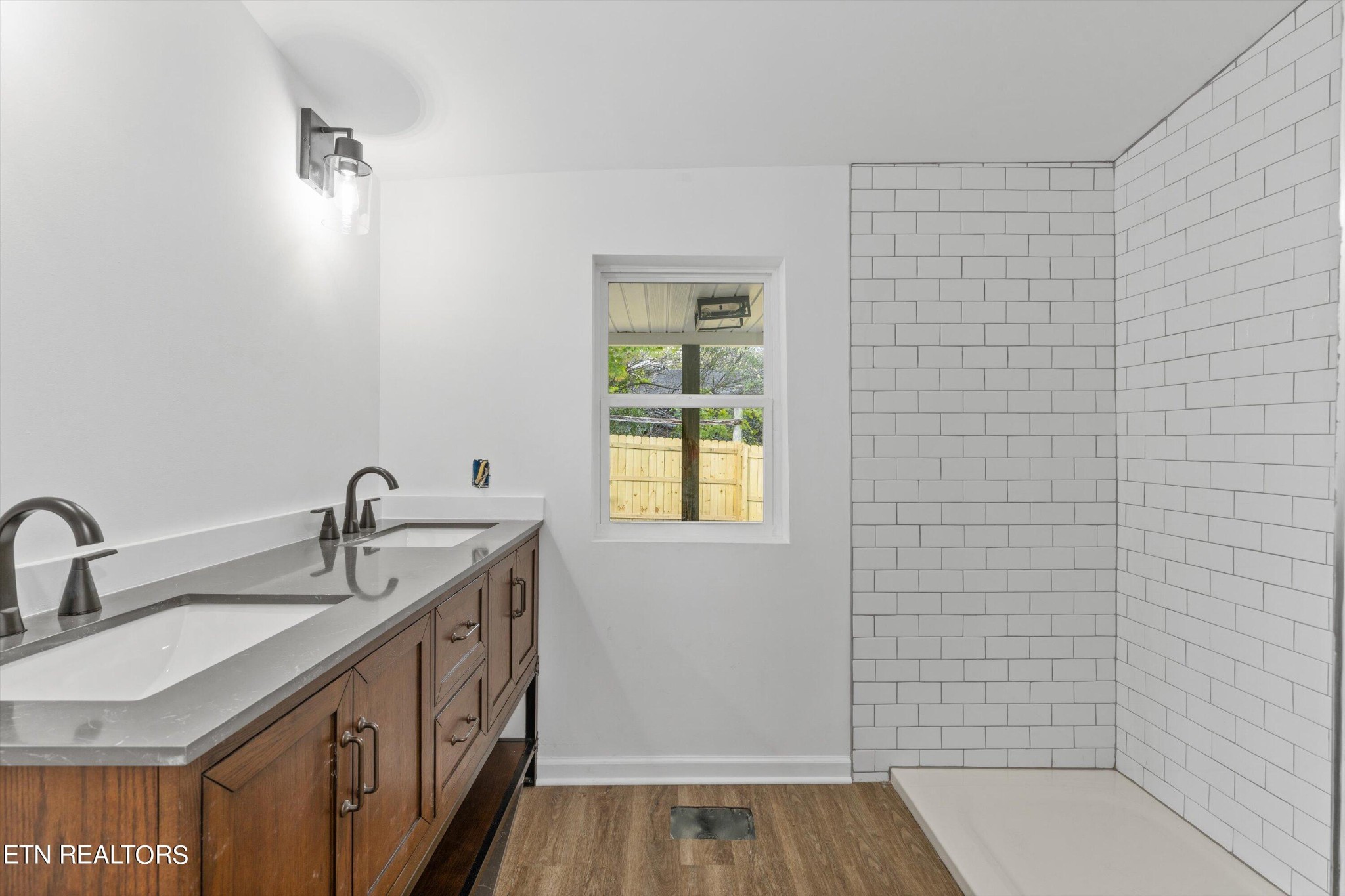 2399 Sweetwater Vonore Road Sweetwater, TN 37874 - Photo 21 of 26 a bathroom with a sink and a bathtub