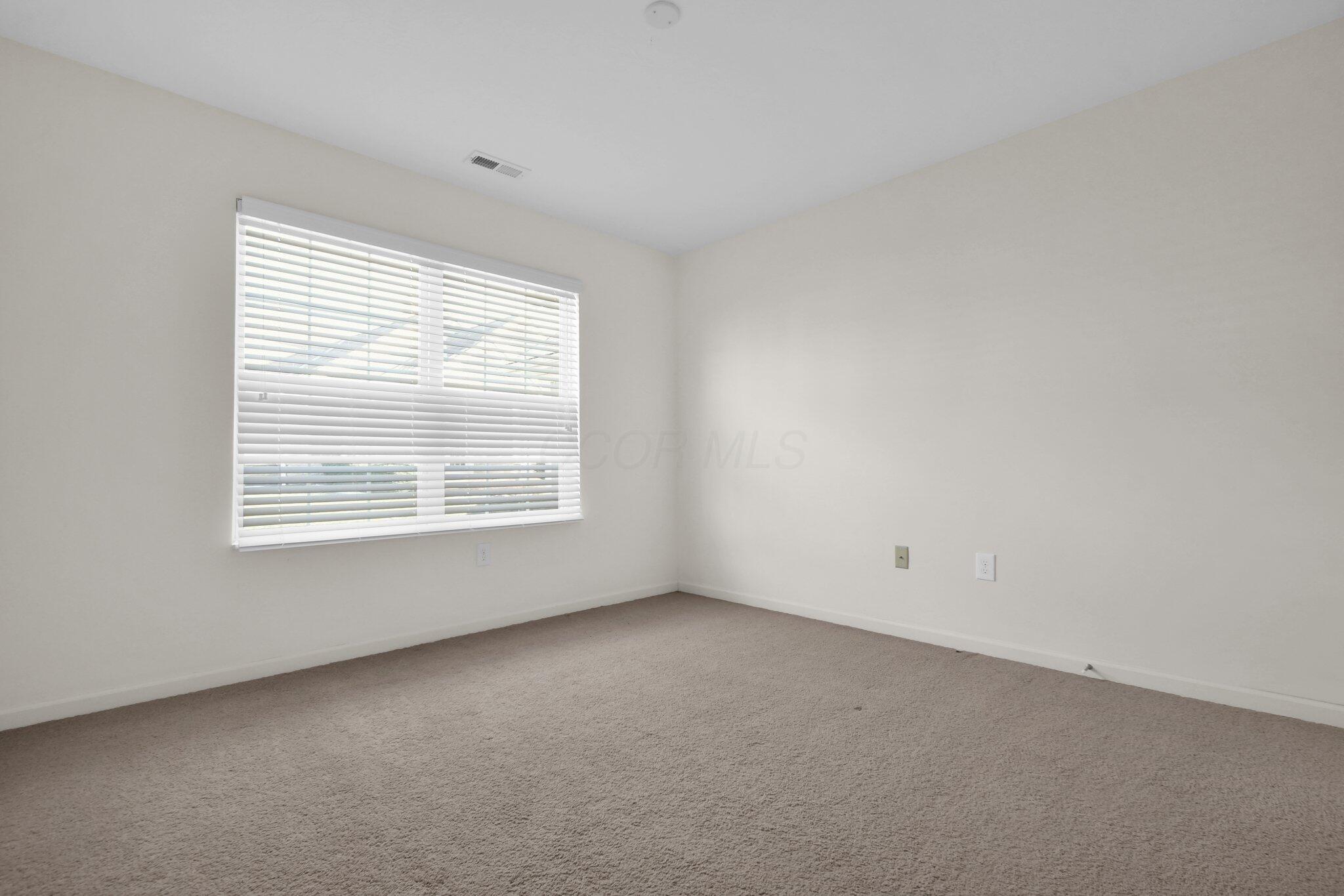 7963 Ravine Run Lane Columbus, OH 43235 - Photo 21 of 26 17-web-or-mls-7963-ravine-run-ln