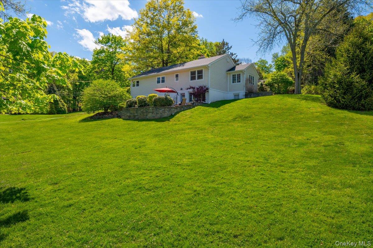 102 Wydendown Road Nyack, NY 10960 - Photo 2 of 36