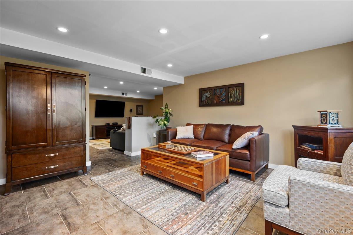 102 Wydendown Road Nyack, NY 10960 - Photo 22 of 36