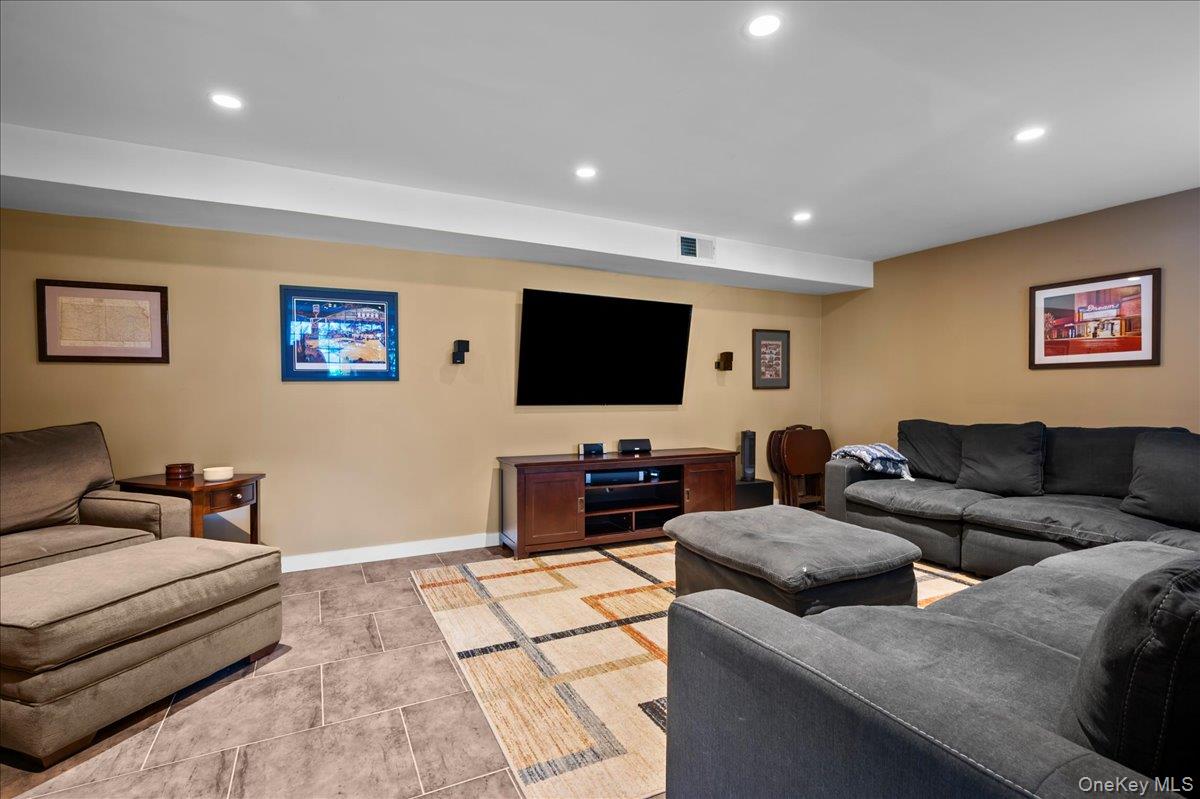 102 Wydendown Road Nyack, NY 10960 - Photo 26 of 36