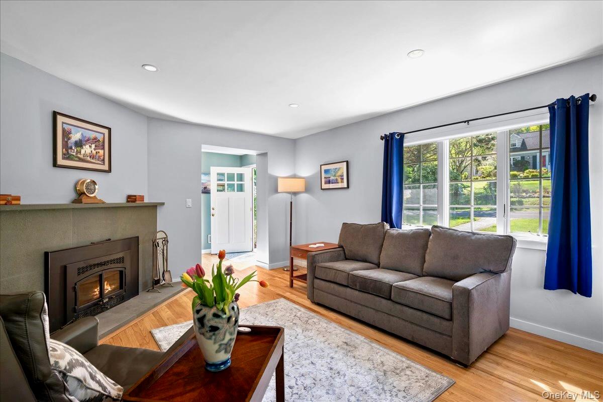 102 Wydendown Road Nyack, NY 10960 - Photo 7 of 36