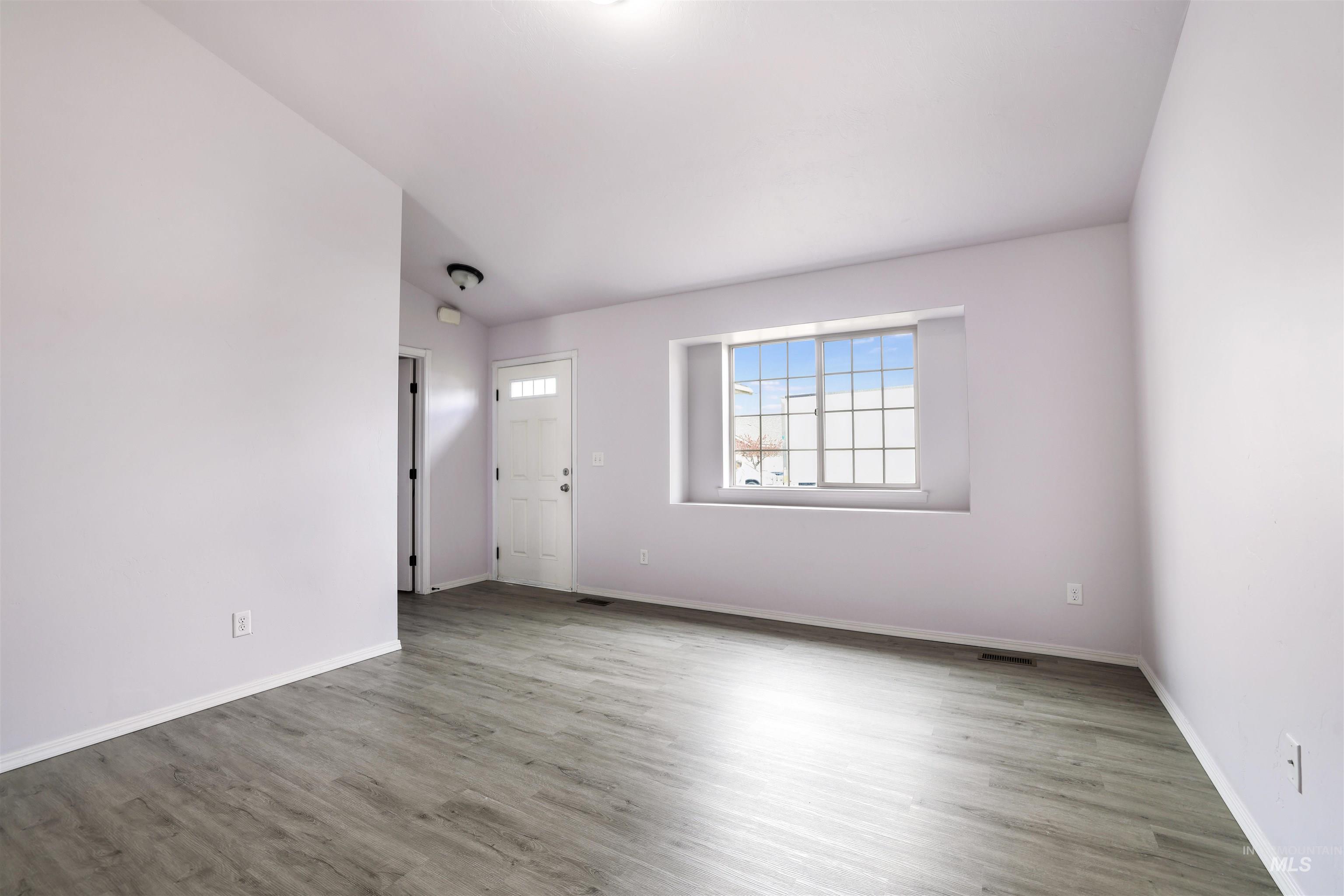 356 Watchmaker Street Twin Falls, ID 83301 - Photo 6 of 22 Spare room featuring light wood-style flooring