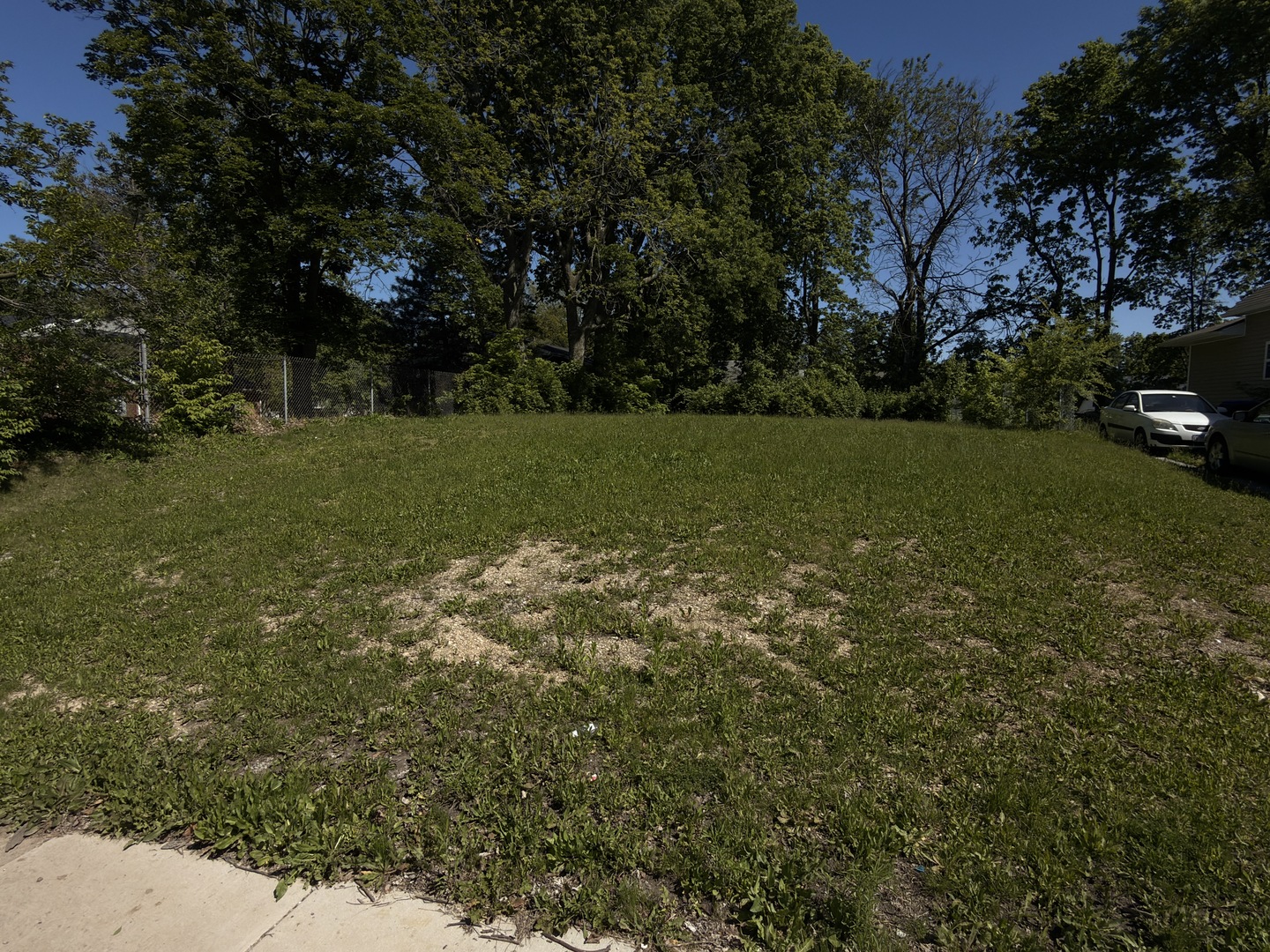 911 West Front Street Bloomington, IL 61701 - Photo 1 of 5 a view of a field with trees