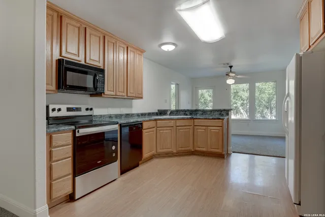 $2,695 | 994 Windmill Ranch Road, Spring Branch, TX 78070