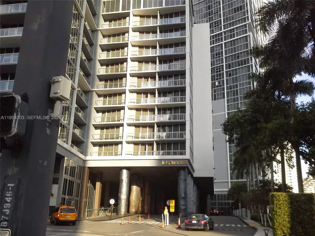 $2,800 | 495 Brickell Avenue, Unit 2208, Miami, FL 33131