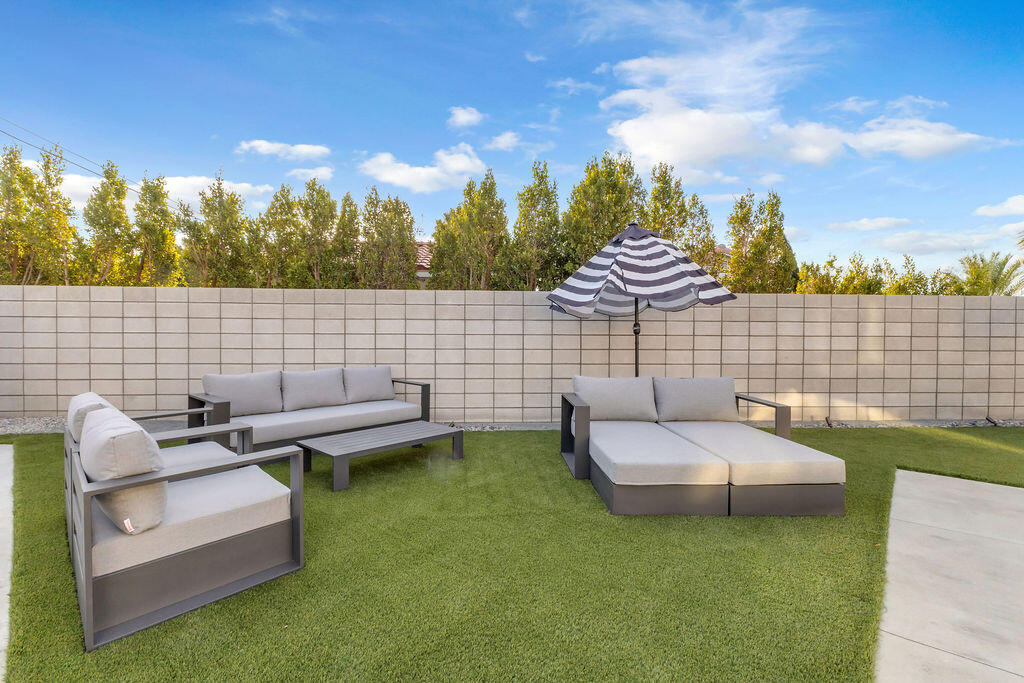 2100 East Sahara Road Palm Springs, CA 92262 - Photo 35 of 117 IMG_3086