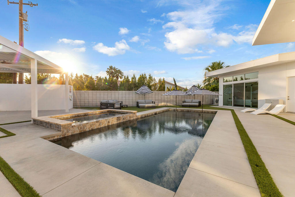 2100 East Sahara Road Palm Springs, CA 92262 - Photo 38 of 117 IMG_3095