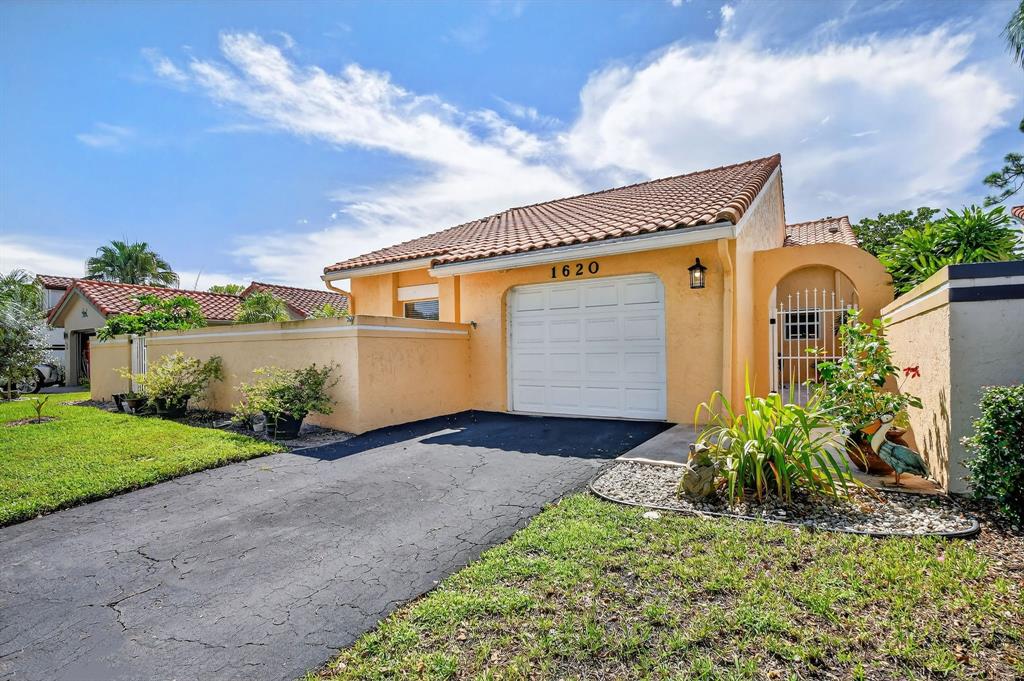 1620 Northwest 22nd Avenue Delray Beach, FL 33445 - Photo 4 of 63