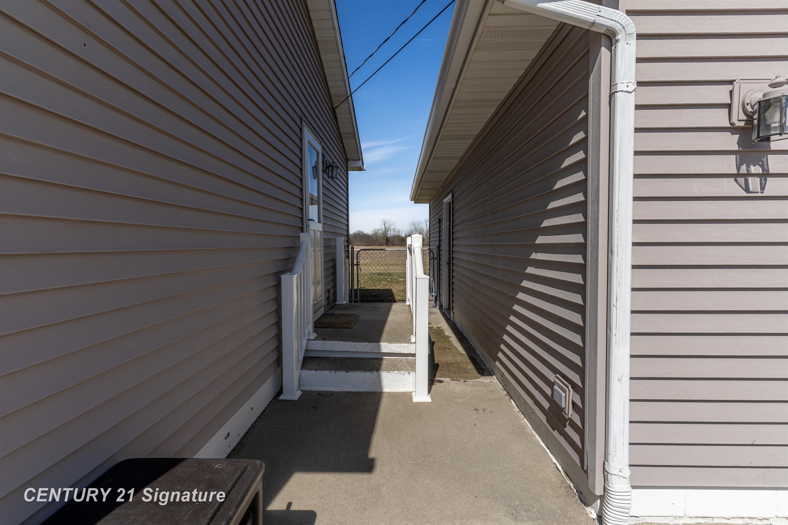 1600 Hotchkiss Road Freeland, MI 48623 - Photo 24 of 31 50209497-37c926d1-0c0d-43a0-a7ff-f95db7c08258.JPG
