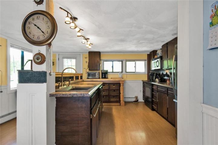 37 Buckfield Road Paris, ME 04281 - Photo 5 of 34 20181126152700252323000000-o