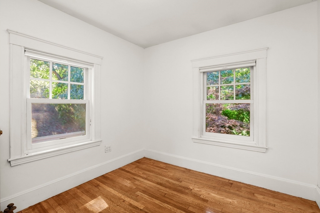 123 Cliff Road Milton, MA 02186 - Photo 27 of 35 Gallery Image 27
