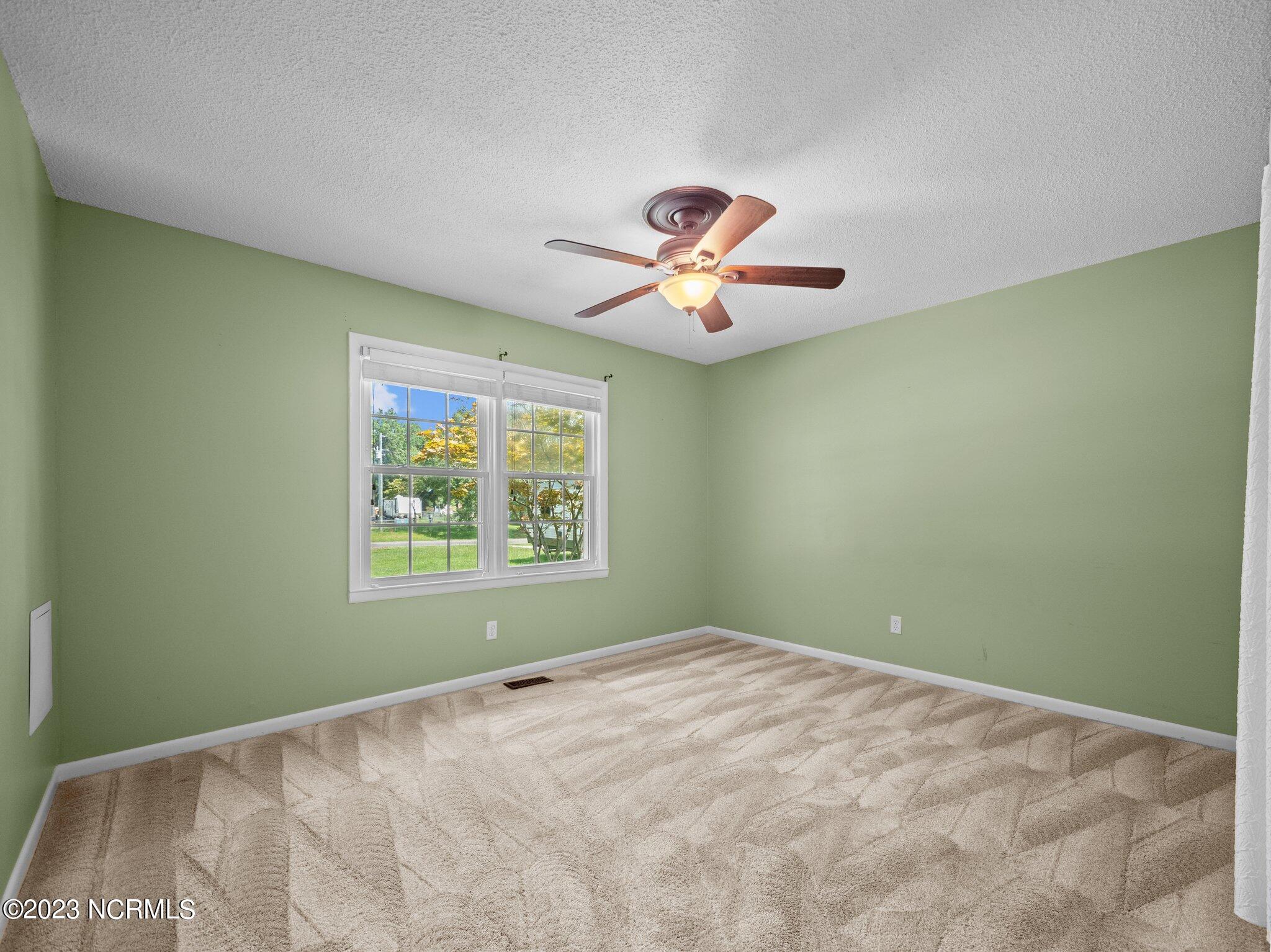 576 Peru Road Sneads Ferry, NC 28460 - Photo 19 of 42 16-web-or-mls-M1B12158