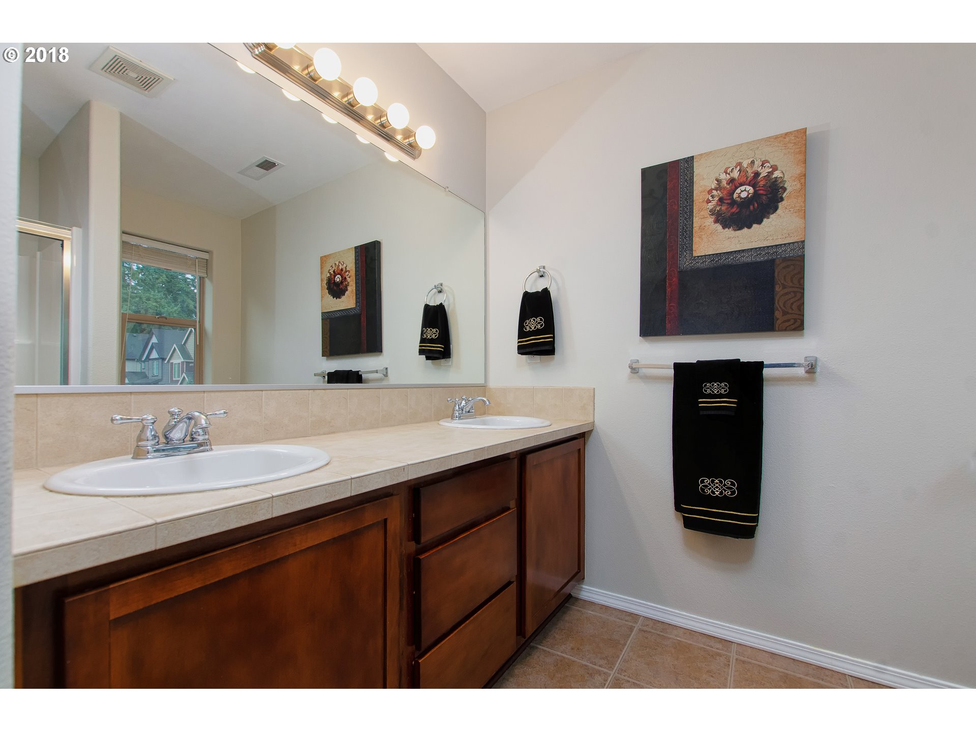 15500 Southwest Stone Ridge Circle Beaverton, OR 97007 - Photo 21 of 31 Bathroom, Attached