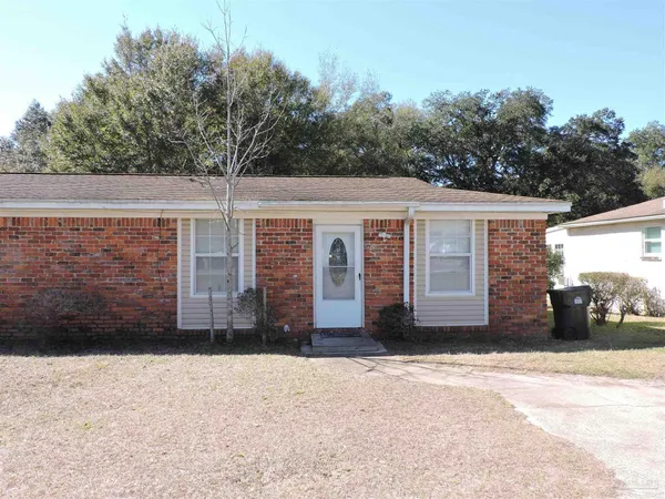 $1,100 | 3155 Patricia Drive, Unit B, Pensacola, FL 32526