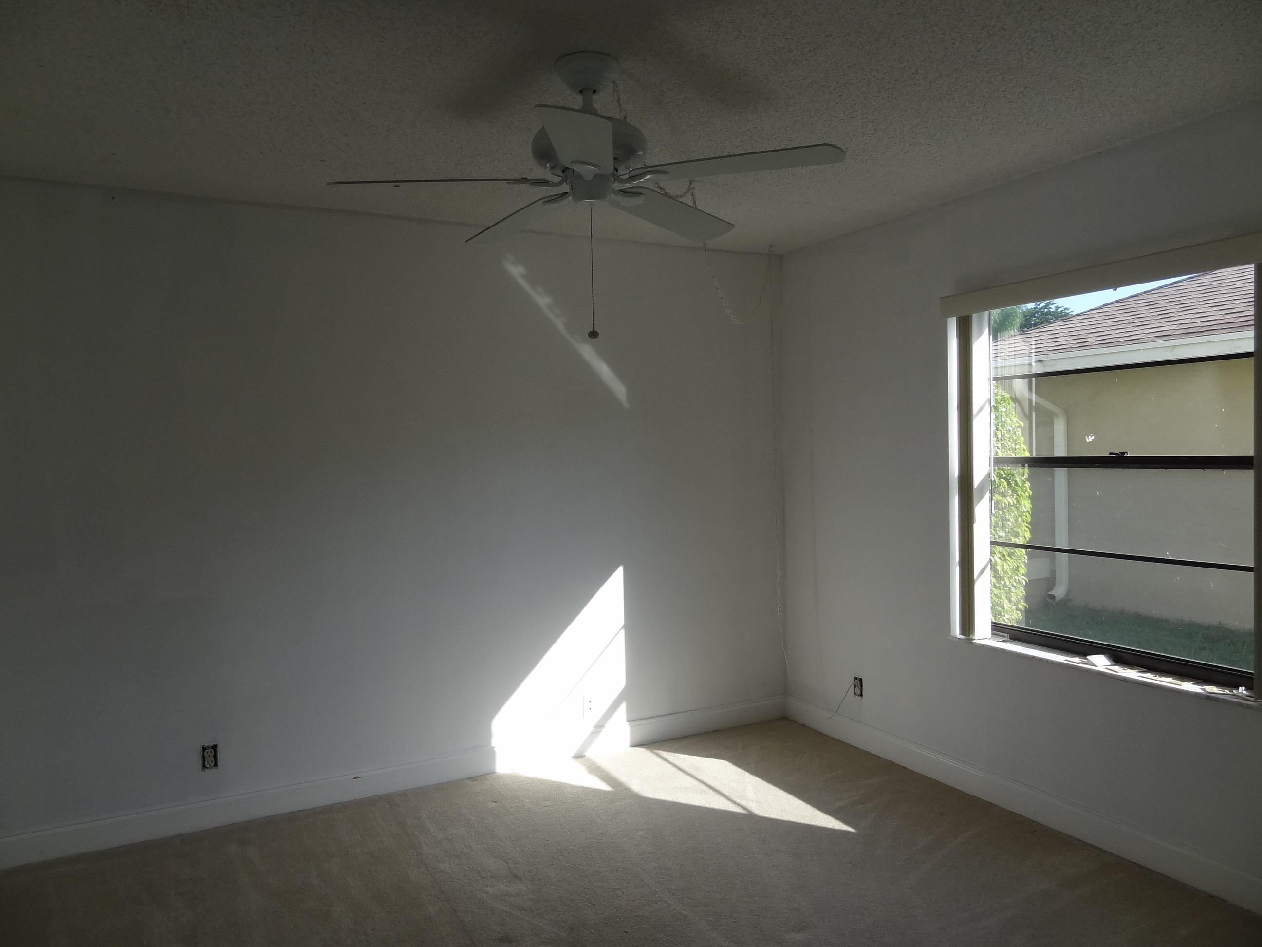 9936 Majorca Place Boca Raton, FL 33434 - Photo 20 of 21 3RD BEDROOM W/ CARPET
