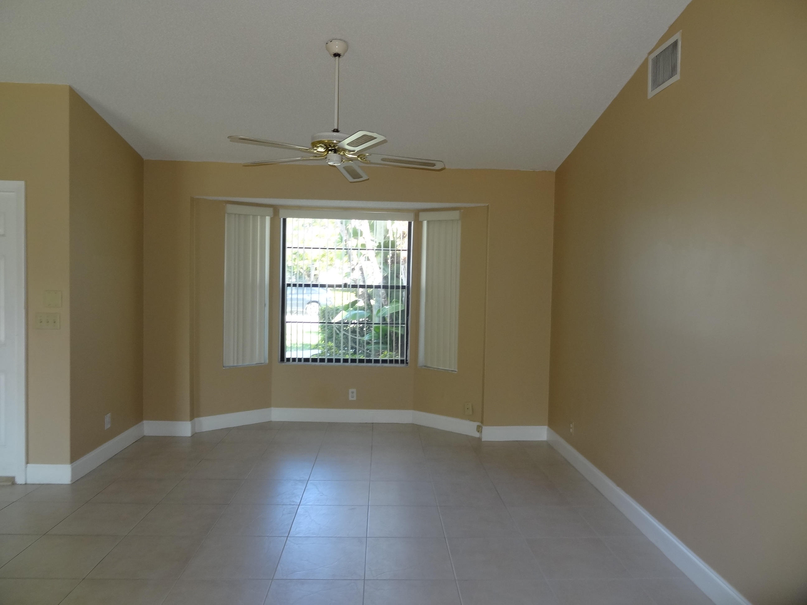 9936 Majorca Place Boca Raton, FL 33434 - Photo 7 of 21 FORMAL DINING ROOM
