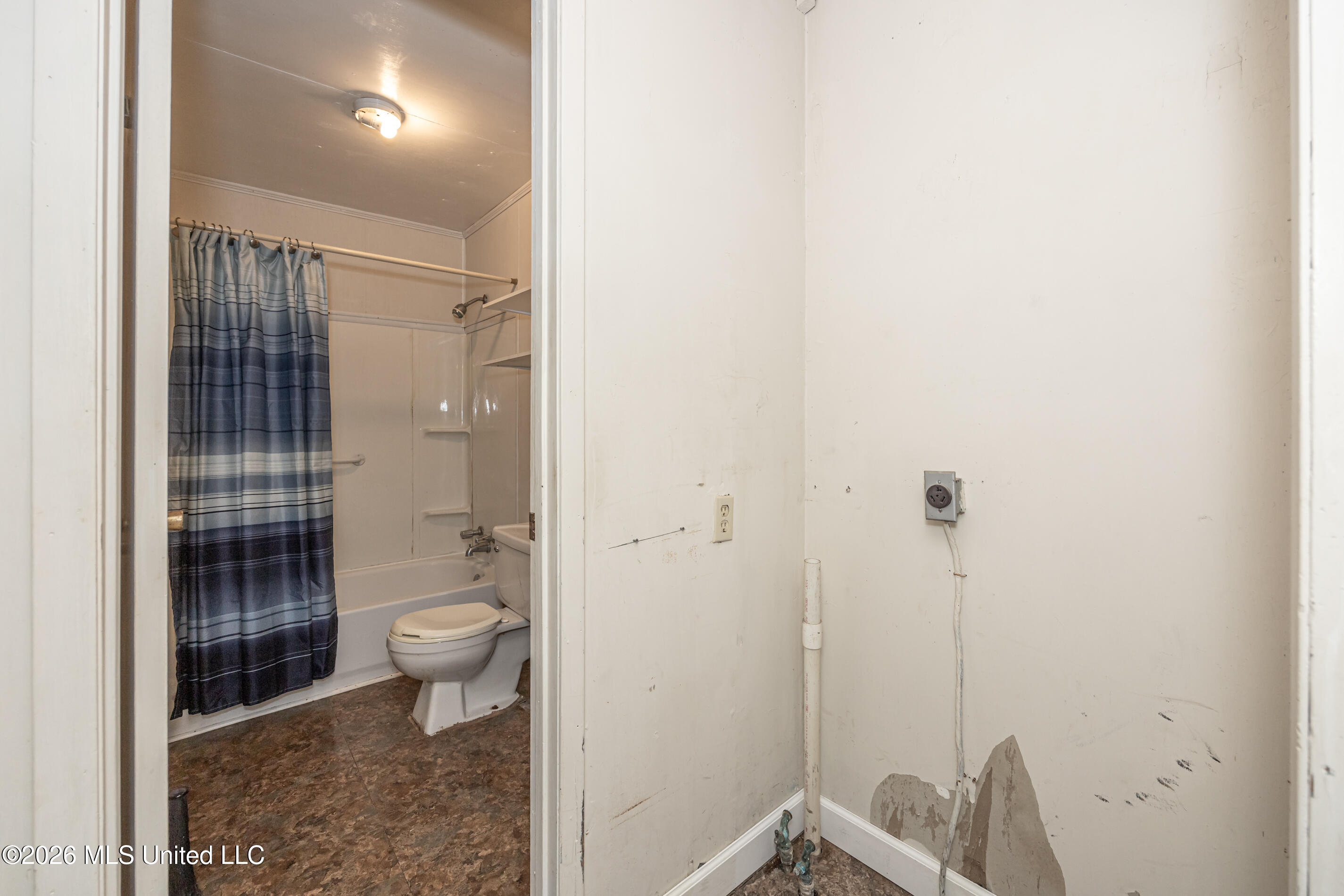 14804 Parker Road Biloxi, MS 39532 - Photo 33 of 56 IMG_1149
